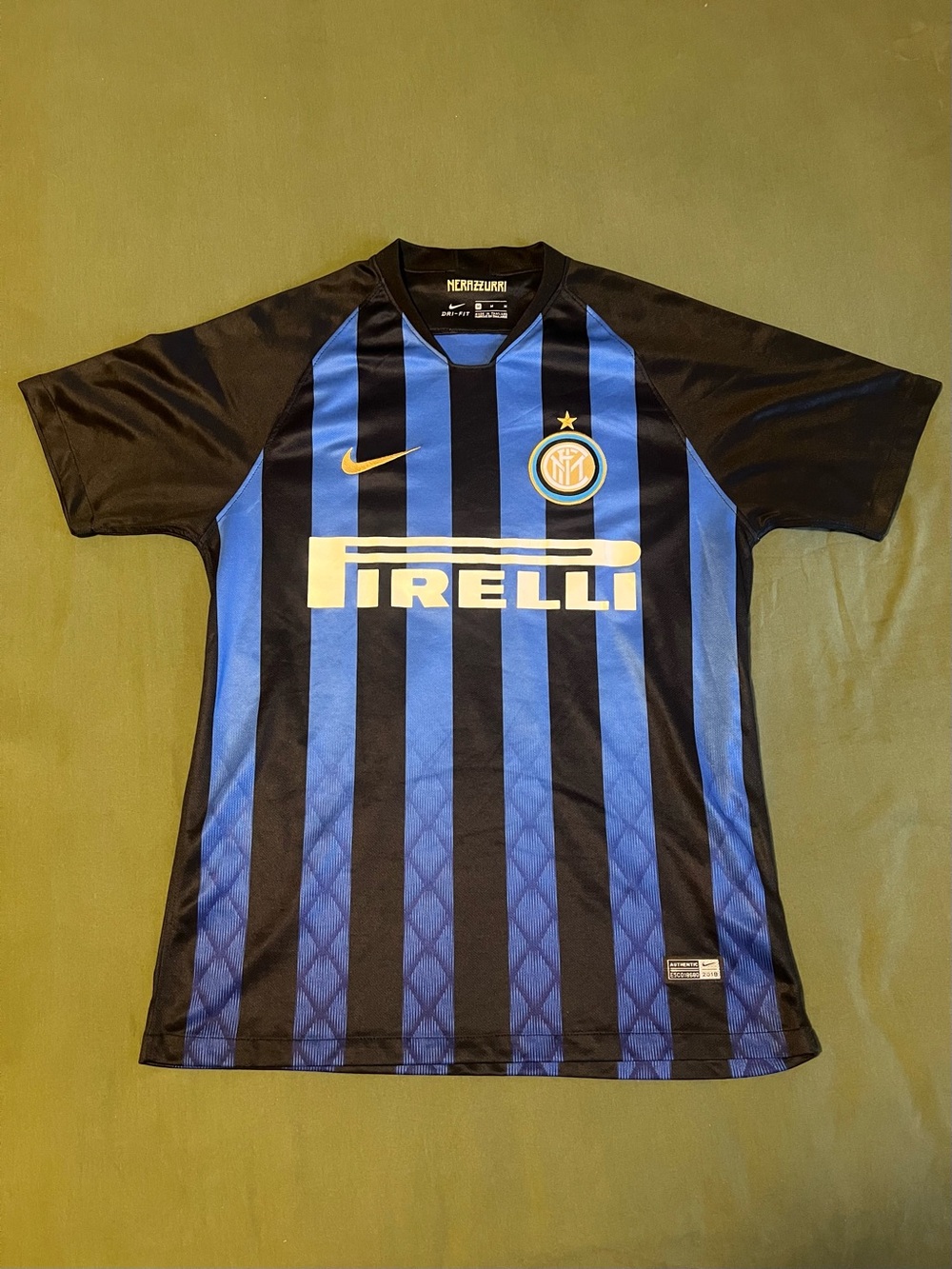 Nike Mauro Icardi #9 Men’s Black & Blue Inter Milan Football Jersey